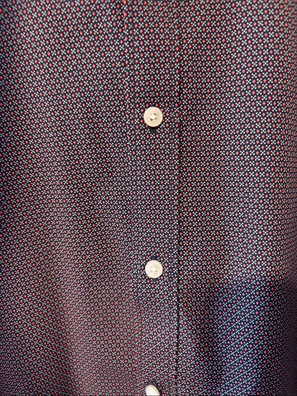 Men’s Untuckit shirt